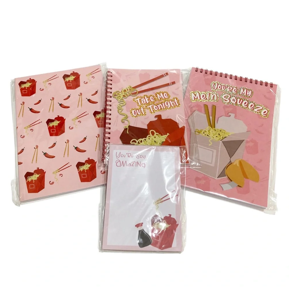 NWT Noodles! notebooks set